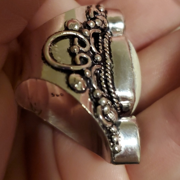 New Lemon Chrysoprase and White Topaz 925 Silver Statement Ring. - Picture 11 of 11